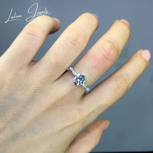 classic Six-prong Moissanite Engagement Ring